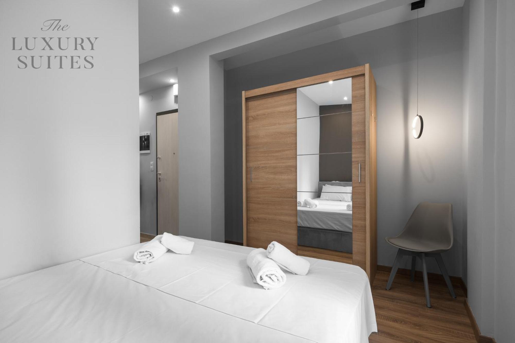 Mavili, The Luxury Suites Thessaloniki Exterior photo